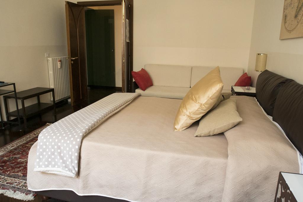 B&B Domus Garibaldi Salerno Kültér fotó