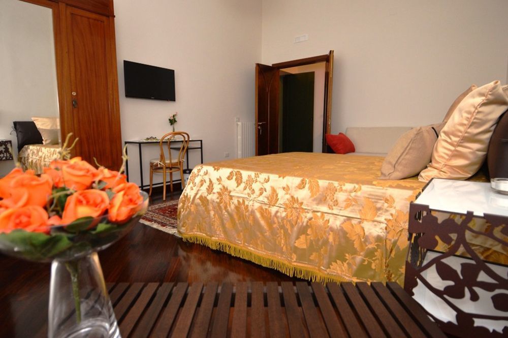 B&B Domus Garibaldi Salerno Kültér fotó